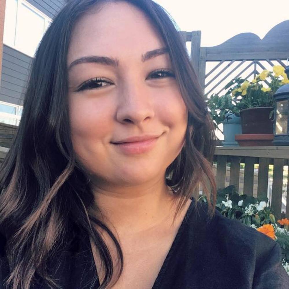 Meet your Posher, Camille